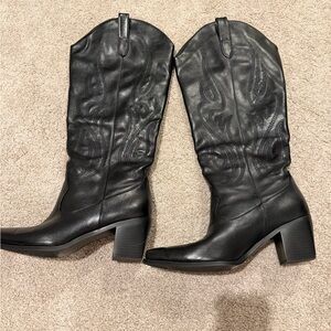 Womens black knee high cowboy boots - size 10